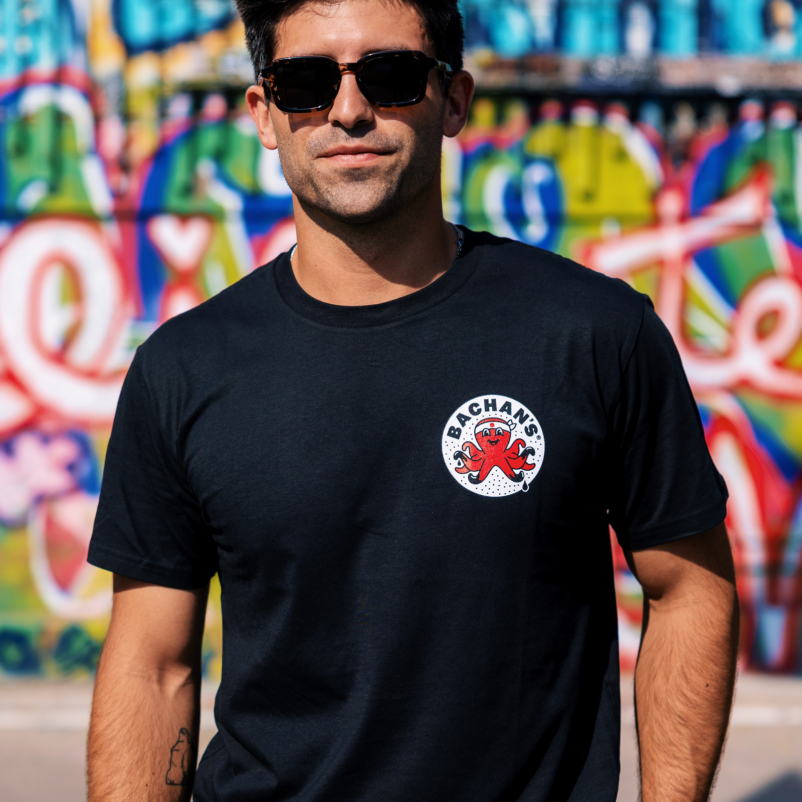Logo Tee W6